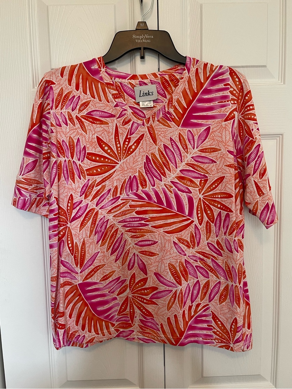 Links Pink Orange Palm Leaf Tropical Print V-Neck Top Size M